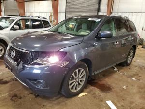 Nissan Pathfinder S 3.5L 6 2013