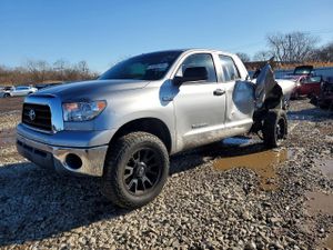 Toyota Tundra DOUBLE CAB 5.7L 8 2008