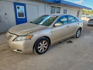 Toyota Camry BASE 2.5L 4 2011