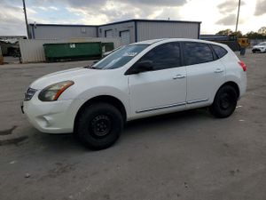 Nissan Rogue S 2.5L 4 2015