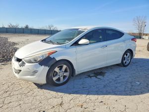 Hyundai Elantra GLS 1.8L 4 2013
