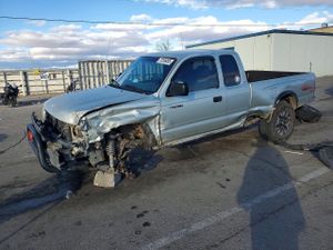 Toyota Tacoma XTRACAB 3.4L 6 2000