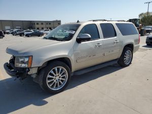 Chevrolet Suburban C1500 LT 5.3L 8 2014