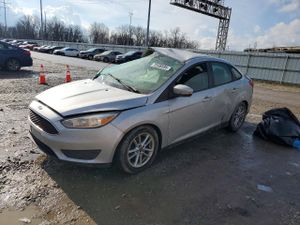 Ford Focus SE 2.0L 4 2015
