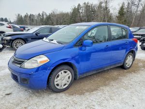 Nissan Versa S 1.8L 4 2012
