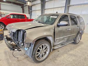 GMC Yukon DENALI 6.2L 8 2012