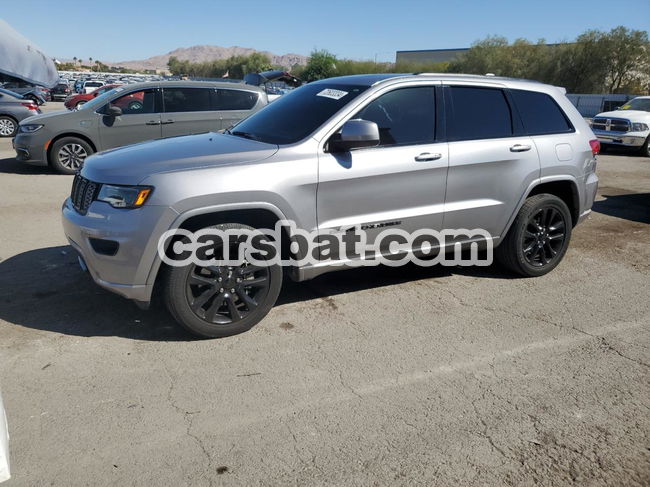 Jeep Grand Cherokee LAREDO 3.6L  6 2021