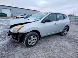 Nissan Rogue S 2.5L 4 2013