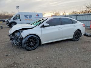 Toyota Avalon XLE 3.5L 6 2015