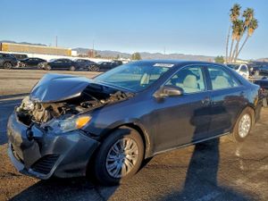 Toyota Camry L 2.5L 4 2013