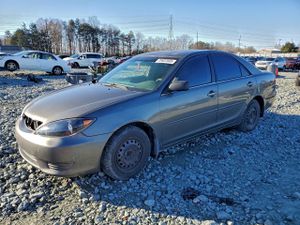 Toyota Camry LE 2.4L 4 2005