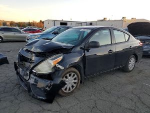 Nissan Versa S 1.6L 4 2015