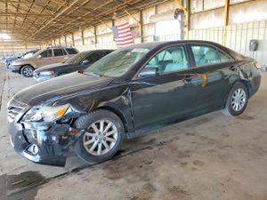 Toyota Camry BASE 2.5L 4 2011