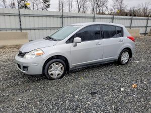 Nissan Versa S 1.8L 4 2012