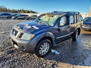 Nissan Pathfinder S 4.0L 6 2011