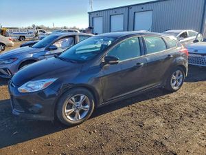 Ford Focus SE 2.0L 4 2013
