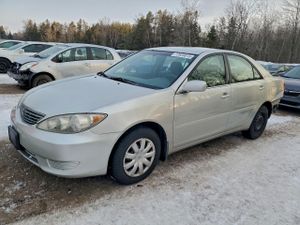 Toyota Camry LE 2.4L 4 2005