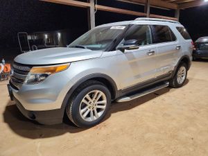 Ford Explorer XLT 3.5L 6 2011