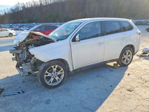 Mitsubishi Outlander SE 2.4L 4 2014
