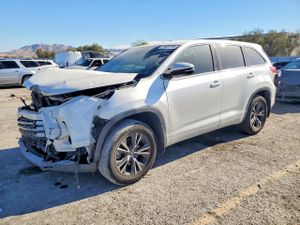Toyota Highlander LE 3.5L 6 2018