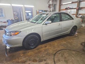 Toyota Camry LE 2.4L 4 2003