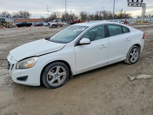 Volvo S60 T5 2.4L 5 2012