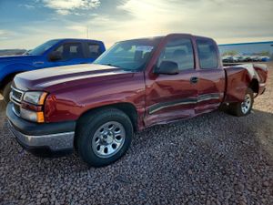 Chevrolet Silverado 1500 C1500 4.8L 8 2006