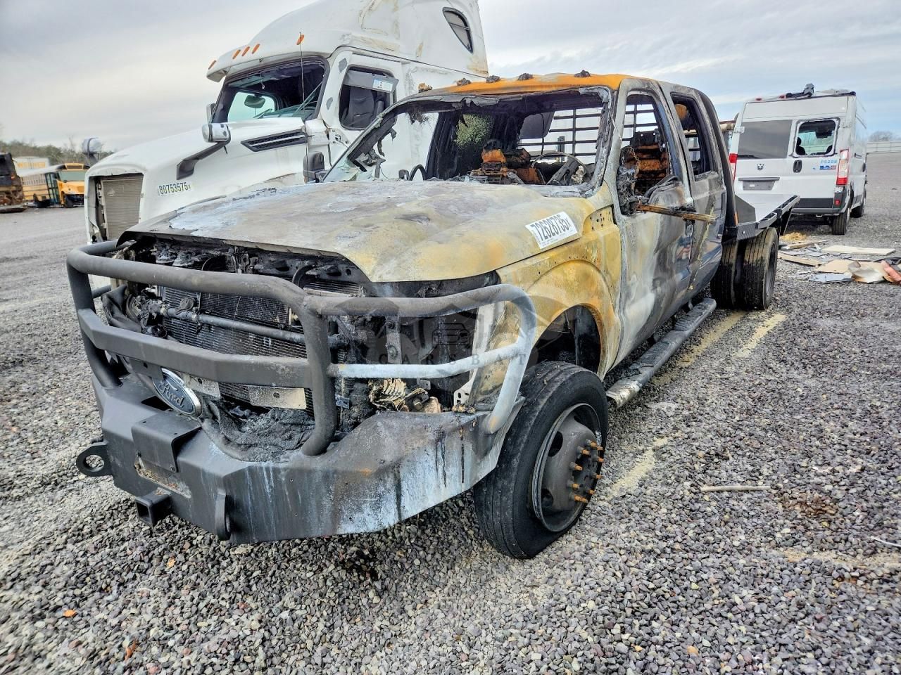Ford F-450 6.7L 8 2013