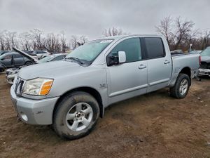 Nissan Titan XE 5.6L 8 2004
