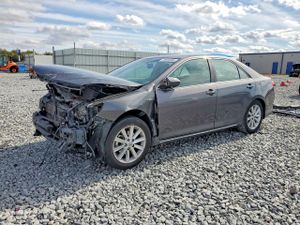 Toyota Camry HYBRID 2.5L 4 2014