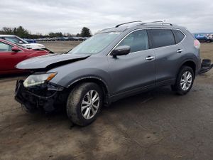 Nissan Rogue S 2.5L 4 2014