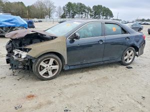 Toyota Camry BASE 2.5L 4 2012