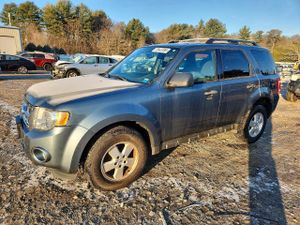 Ford Escape XLT 3.0L 6 2012