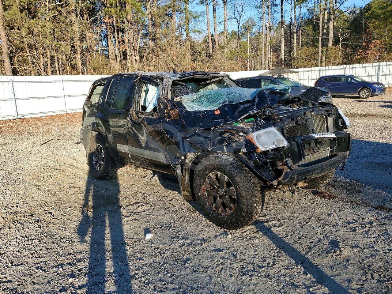 Nissan Xterra X 4.0L 6 2015