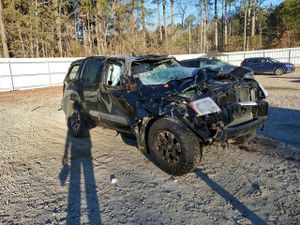 Nissan Xterra X 4.0L 6 2015