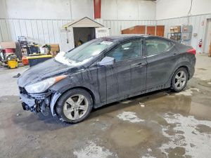 Hyundai Elantra GLS 1.8L 4 2013
