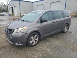 Toyota Sienna 3.5L 6 2012