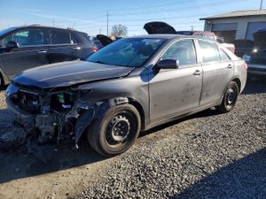 Toyota Camry BASE 2.5L 4 2010