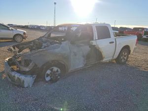 RAM 1500 5.7L 8 2018
