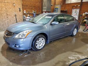 Nissan Altima BASE 2.5L 4 2010