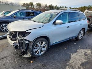Nissan Pathfinder S 3.5L 6 2014