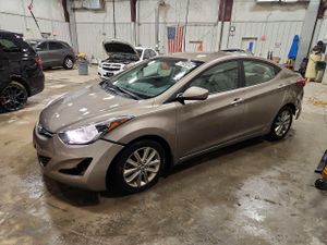 Hyundai Elantra SE 1.8L 4 2015