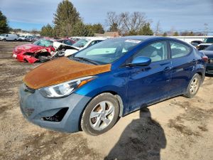 Hyundai Elantra SE 1.8L 4 2015