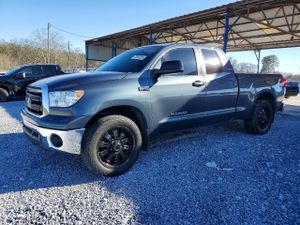 Toyota Tundra DOUBLE CAB SR5 5.7L 8 2010