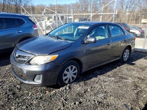 Toyota Corolla BASE 1.8L 4 2011