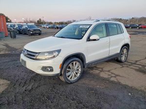 Volkswagen Tiguan S 2.0L 4 2012