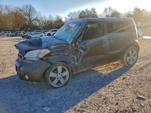 Kia Soul + 2.0L 4 2010