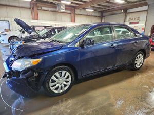 Toyota Corolla BASE 1.8L 4 2012