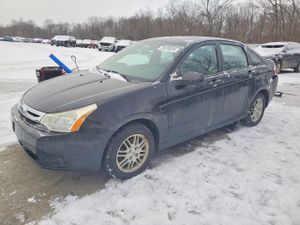 Ford Focus SE 2.0L 4 2010