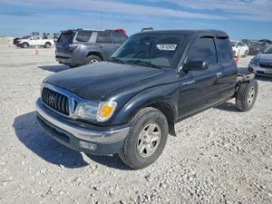 Toyota Tacoma XTRACAB 2.4L 4 2003